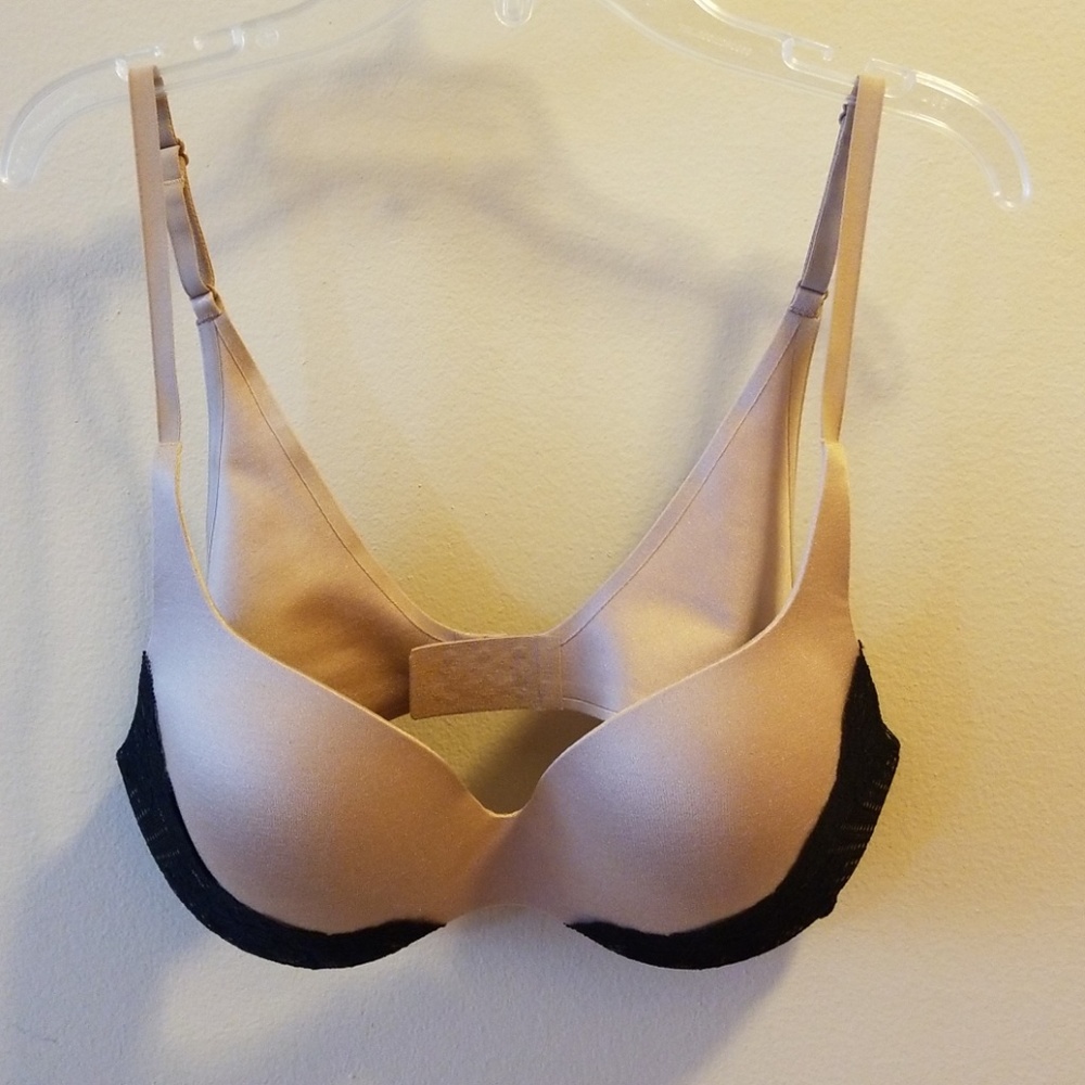 Victoria's secret 36B demi bra